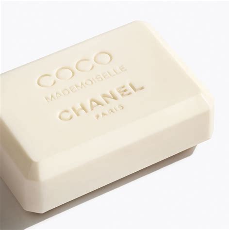 COCO MADEMOISELLE SAVON DOUX PARFUMÉ .